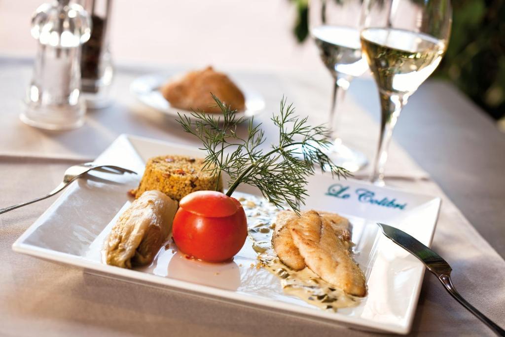 Hotel Restaurant Le Colibri Douvrin Exterior photo